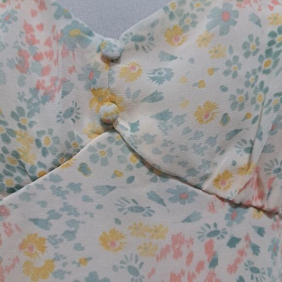 Mimi Chica Floral Print Smocked Midi Dress Large NWT Multi-Color - Picture 11 of 16